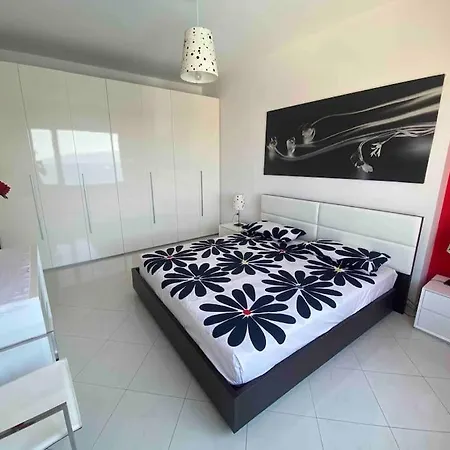 In Centro Con Vista Mare E Garage Privato Appartamento *