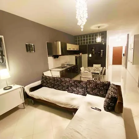 Apartment In Centro Con Vista Mare E Garage Privato Sarande